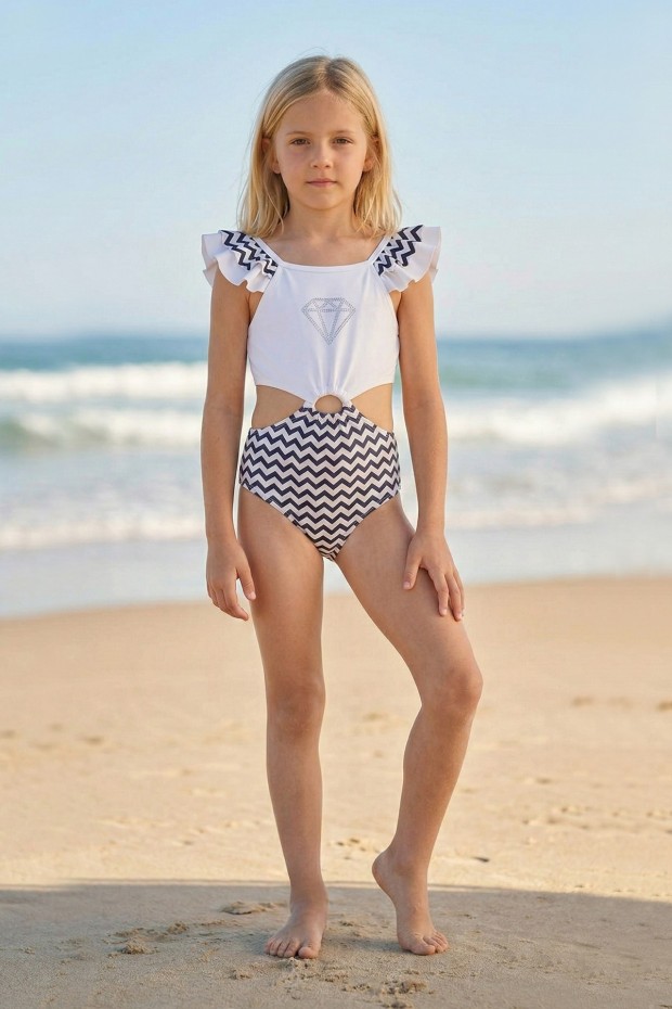 Garson Kız Çocuk Polyester + Elastan  Omuzdan Fırfır Detaylı Elmas Taş Baskılı Zigzag Desenli Yüzücü Mayosu