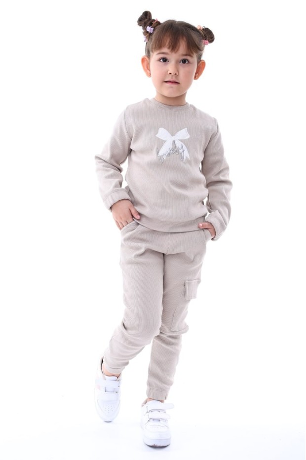 Kız Çocuk Kaşkorse Kumaş Fiyonk Nakışlı Uzun Kollu Sweatshirt Ve Kargo Cepli Eşofman Altı Takımı