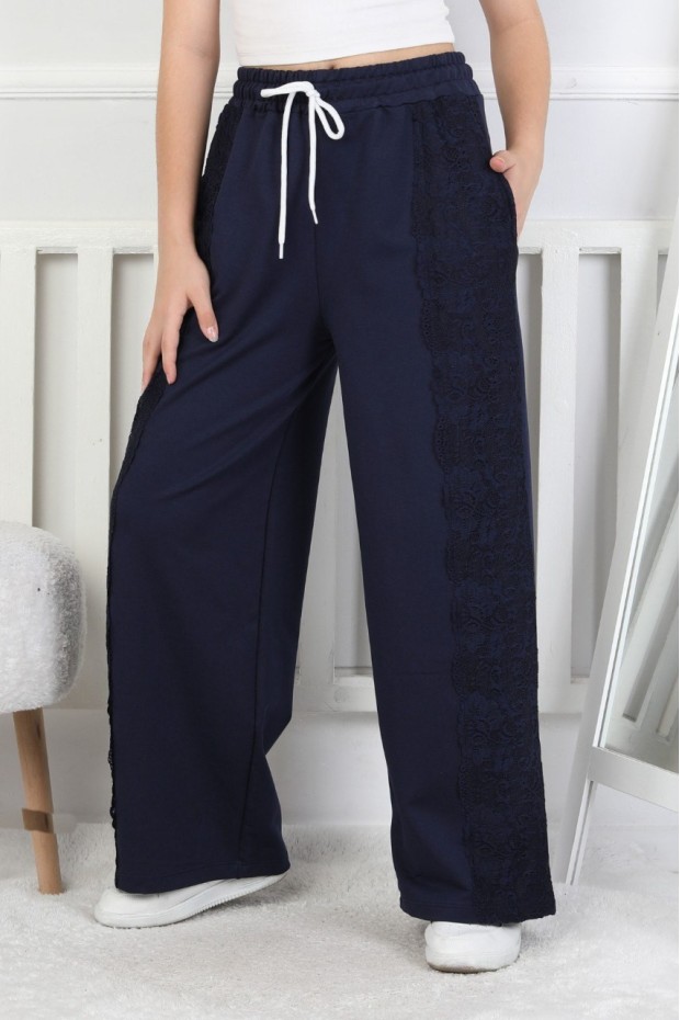 İki İplik Güpürlü Bol Paça Kız Çocuk Eşofman Altı 