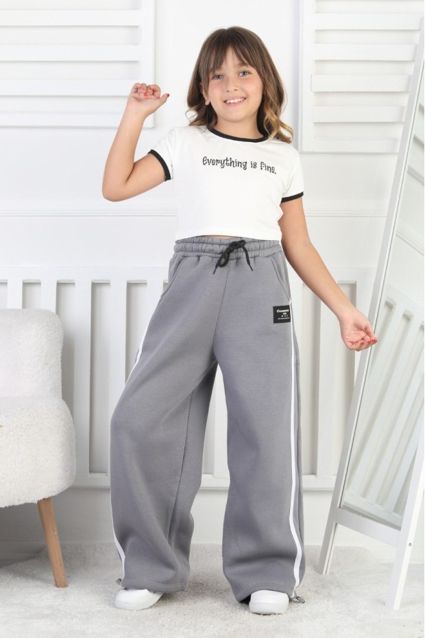 Üç İplik Şardonlu Bol Paça Dik Çizgili Kız Çocuk Eşofman Altı