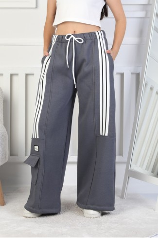 Üç İplik Şardonlu Çep Detaylı Bol Paça Kız Çocuk Eşofman Altı 