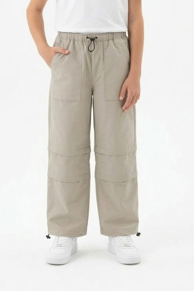 Garson Erkek Çocuk Beli ve Paçası Ayarlanabilir Lastikli Cepli Relax Kalıp Paraşüt Kumaş Pantolon