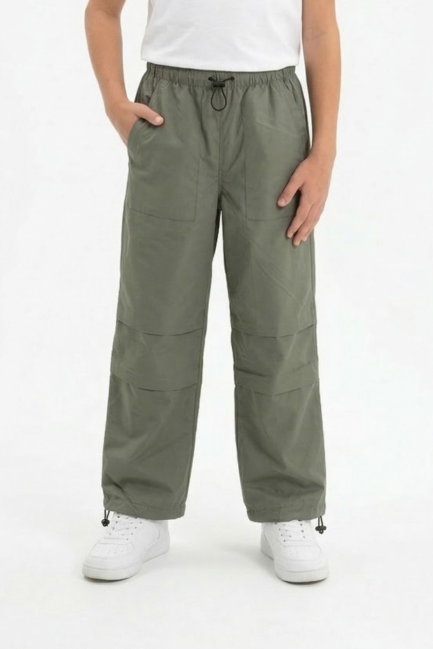 Garson Erkek Çocuk Beli ve Paçası Ayarlanabilir Lastikli Cepli Relax Kalıp Paraşüt Kumaş Pantolon