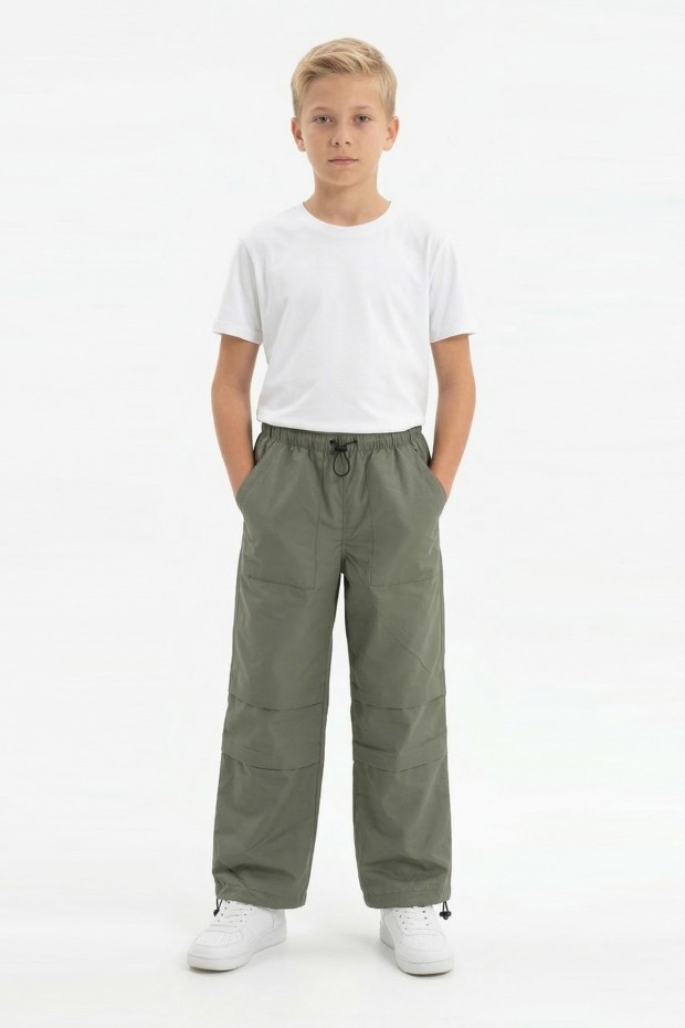 Garson Erkek Çocuk Beli ve Paçası Ayarlanabilir Lastikli Cepli Relax Kalıp Paraşüt Kumaş Pantolon