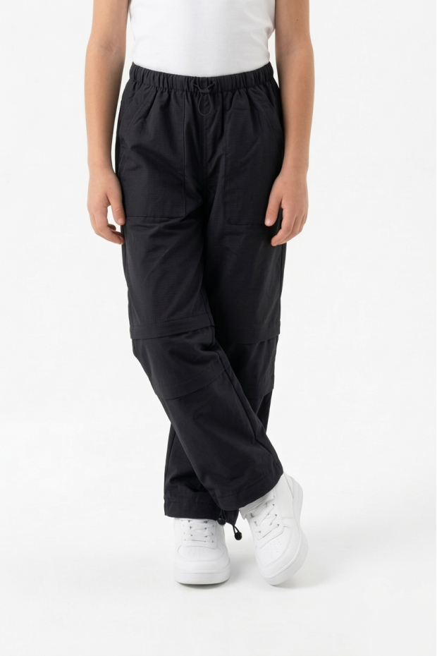 Erkek Çocuk Beli ve Paçası Ayarlanabilir Lastikli Cepli Relax Kalıp Paraşüt Kumaş Pantolon