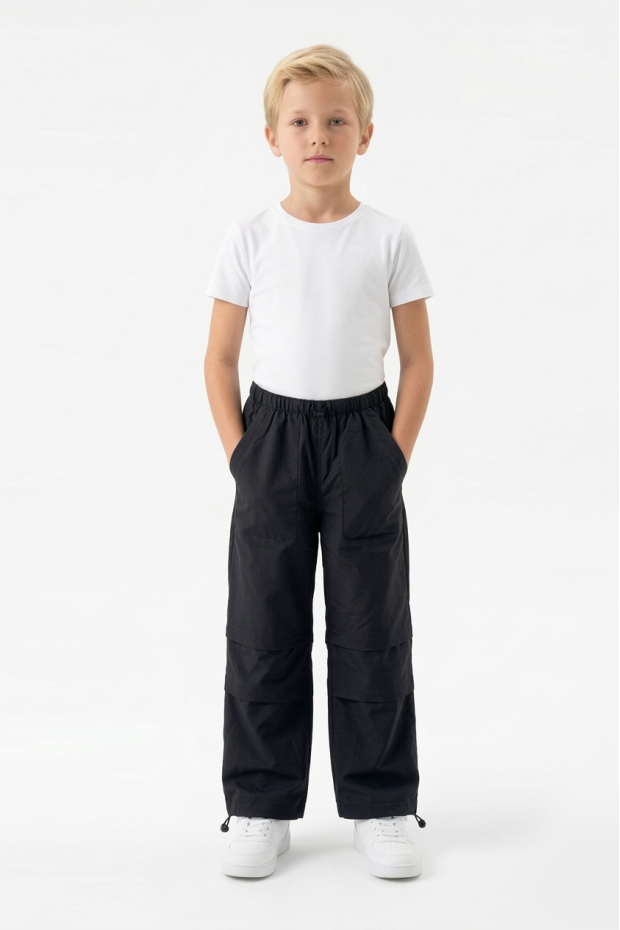 Erkek Çocuk Beli ve Paçası Ayarlanabilir Lastikli Cepli Relax Kalıp Paraşüt Kumaş Pantolon