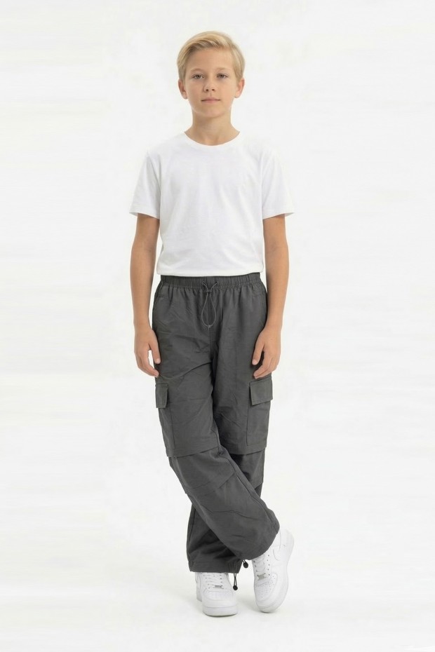 Garson Erkek Çocuk Beli ve Paçası Ayarlanabilir Lastikli Kargo Cepli Relax Kalıp Paraşüt Kumaş Pantolon