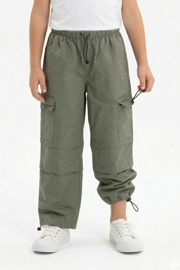 Erkek Çocuk Beli ve Paçası Ayarlanabilir Lastikli Kargo Cepli Relax Kalıp Paraşüt Kumaş Pantolon