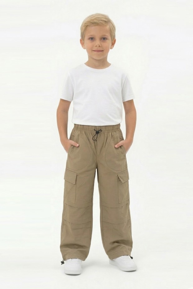 Erkek Çocuk Beli ve Paçası Ayarlanabilir Lastikli Kargo Cepli Relax Kalıp Paraşüt Kumaş Pantolon
