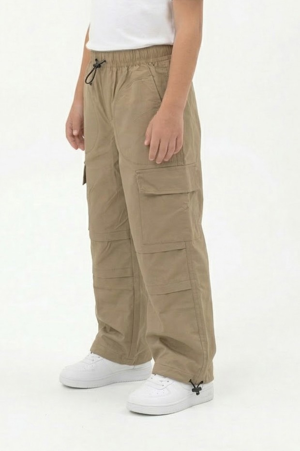 Erkek Çocuk Beli ve Paçası Ayarlanabilir Lastikli Kargo Cepli Relax Kalıp Paraşüt Kumaş Pantolon