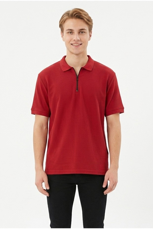 Erkek Fermuar Detaylı Polo Yaka Kısa Kollu Dokulu Slim Fit Örme Tişört