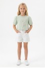 Kız Çocuk İnci ve Pul İşlemeli Papatya Nakışlı Tişört Ve Gabardin Kumaş Yazlık Şortlu Takım
