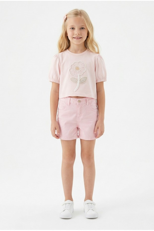 Kız Çocuk İnci ve Pul İşlemeli Papatya Nakışlı Tişört Ve Gabardin Kumaş Yazlık Şortlu Takım