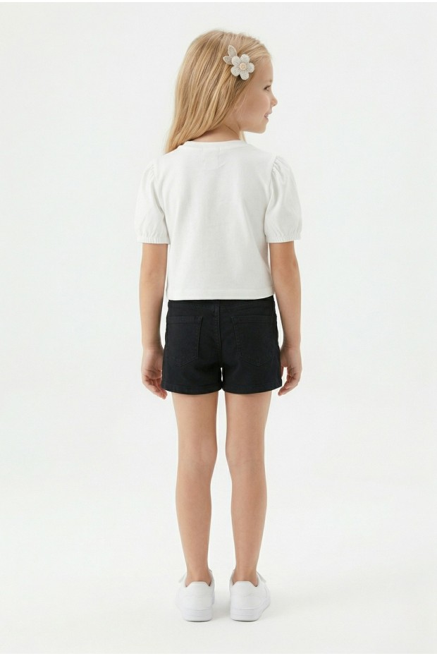 Kız Çocuk İnci ve Pul İşlemeli Papatya Nakışlı Tişört Ve Gabardin Kumaş Yazlık Şortlu Takım