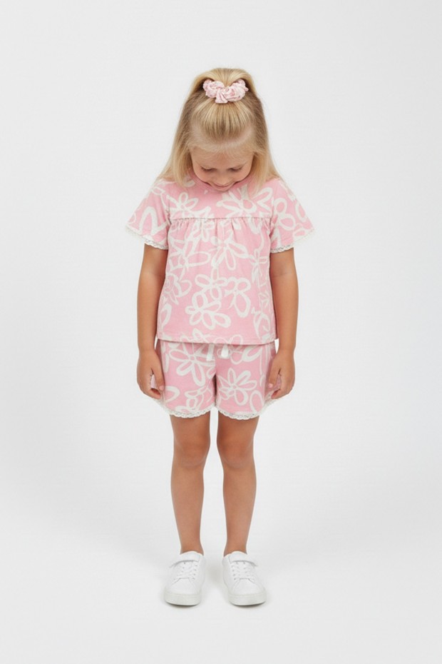 Kız Çocuk Tokalı Dantelli Çiçek Baskılı %100 Pamuk Kısa Kollu Şortlu Takım
