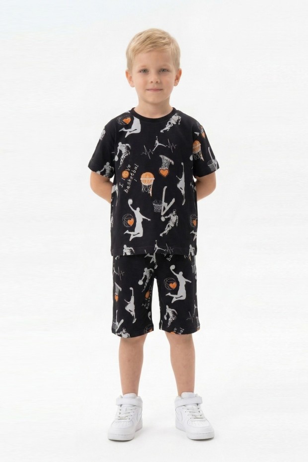 Erkek Çocuk Basketbolcu ve Pota Desenli Kısa Kollu Şortlu Yazlık Takım