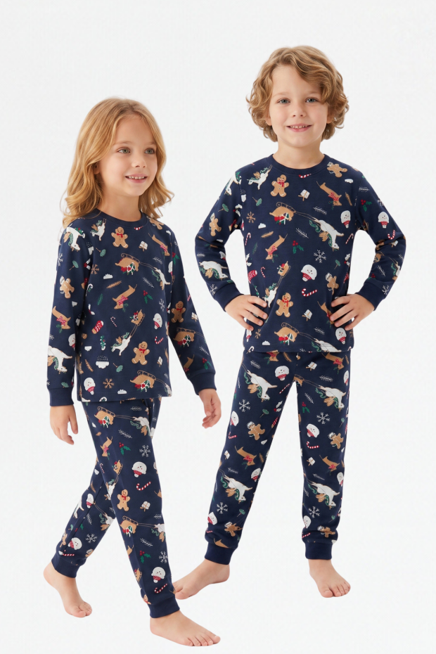 Erkek Çocuk Kurabiye ve Noel Baba Desenli  %100 Pamuk Reaktif Boyama Süprem Kumaş Uzun Kollu Pijama Takımı