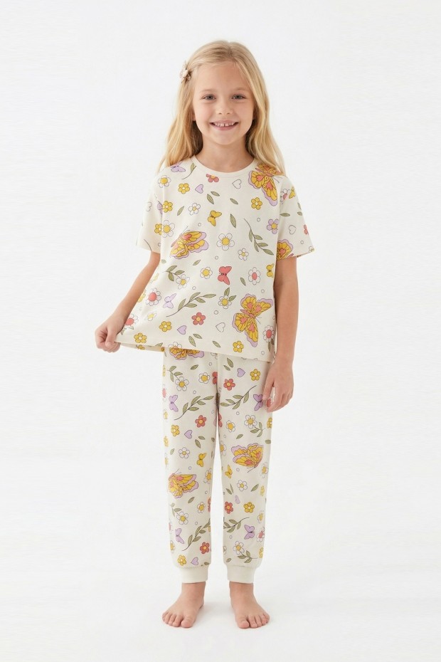 Kız Çocuk Kelebek ve Çiçek Desenli %100 Pamuk Süprem Kumaş Kısa Kollu Pijama Takımı 
