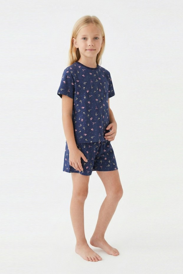 Kız Çocuk Çiçek Desenli %100 Pamuk Reaktif Boyalı Süprem Kumaş Kısa Kollu Şortlu Pijama Takımı