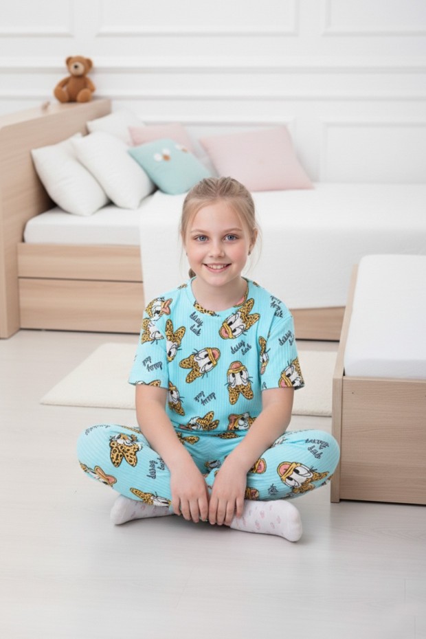 Garson Kız Çocuk Ördek Figürlü ve Leopar Fiyonk Desenli %100 Pamuk İnterlok Kumaş Kısa Kollu Pijama Takımı  