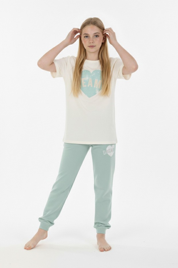 Garson Kız Çocuk Kalp Baskılı  %100 Pamuk Reaktif Boyama Süprem  Kumaş Kısa Kollu Pijama Takımı