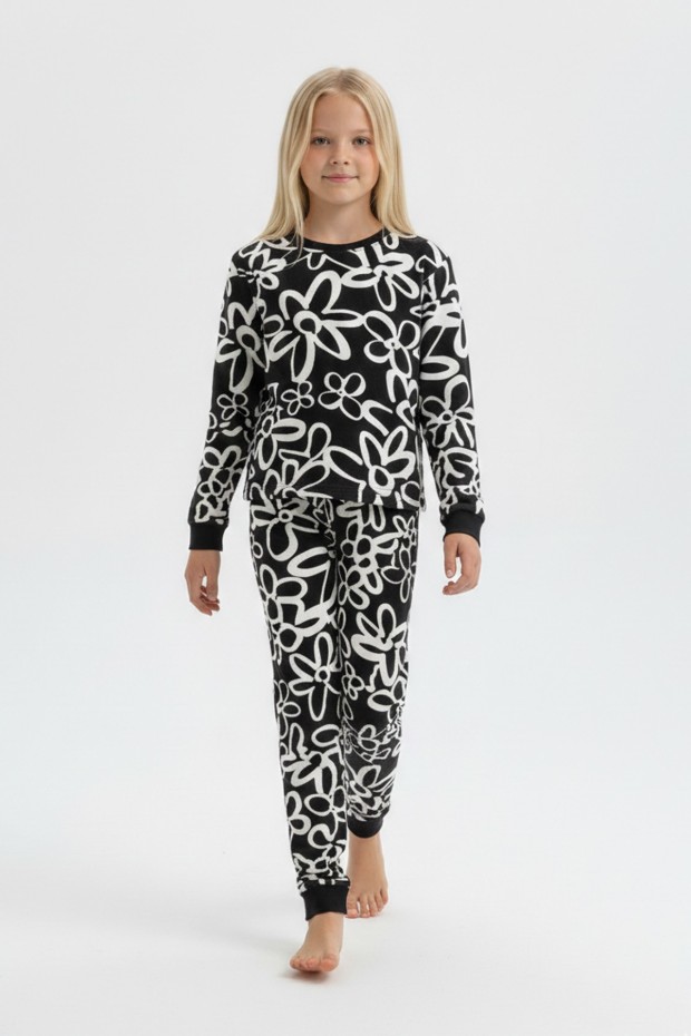 Kız Çocuk Büyük Çiçek Desenli %100 Pamuk Reaktif Boyalı Süprem Kumaş Uzun Kollu Pijama Takımı  