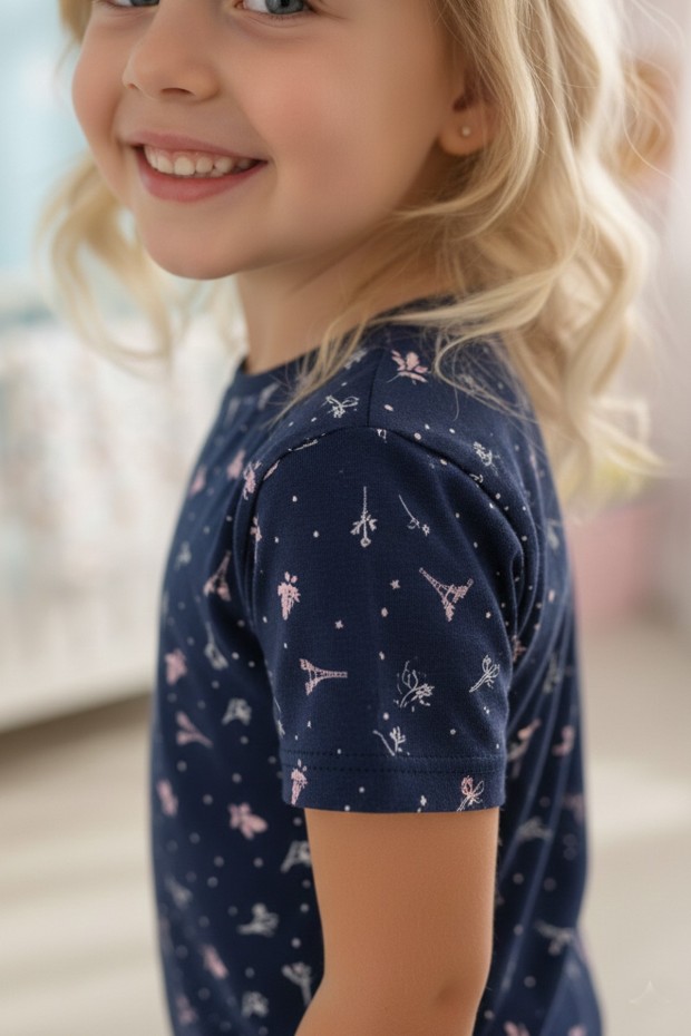 Kız Çocuk Çiçek Desenli %100 Pamuk Reaktif Boyalı Süprem Kumaş Kısa Kollu Şortlu Pijama Takımı