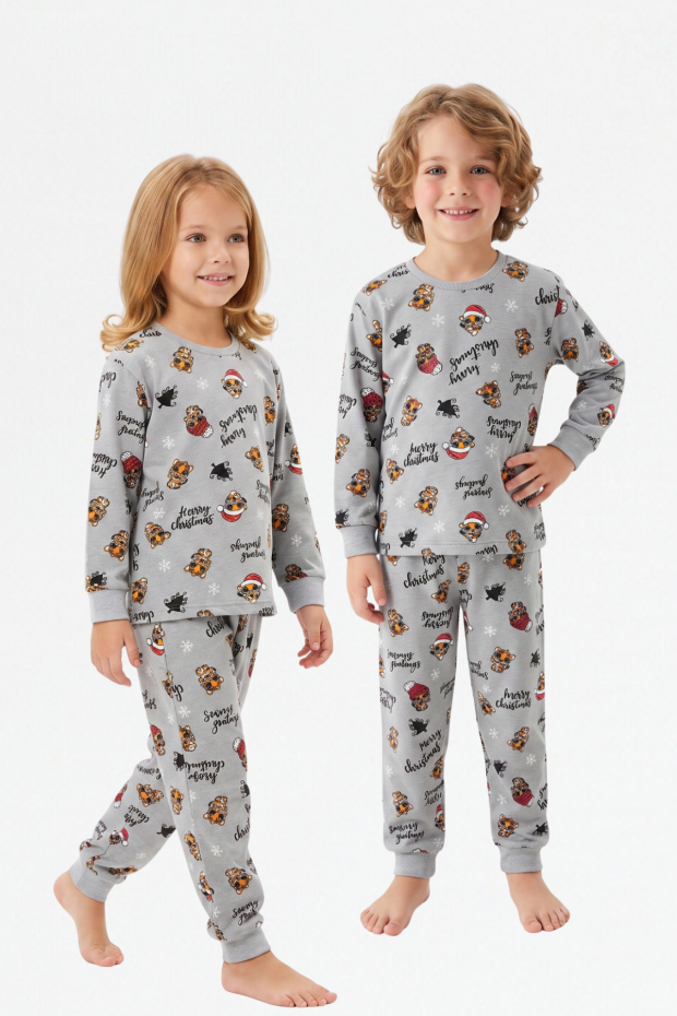 Erkek Çocuk Mutlu Yıllar Temalı %100 Pamuk Reaktif Boyalı Süprem Kumaş Uzun Kollu Pijama Takımı