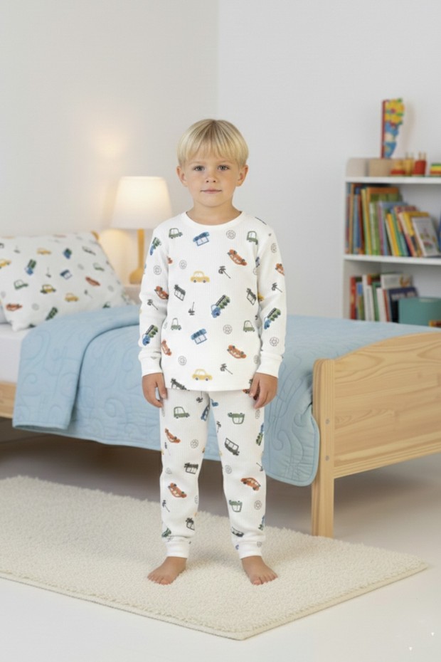 Erkek Çocuk %100 Pamuk Reaktif Boyalı İnterlok Kumaş Eğlenceli Araç Baskılı Pijama Takımı