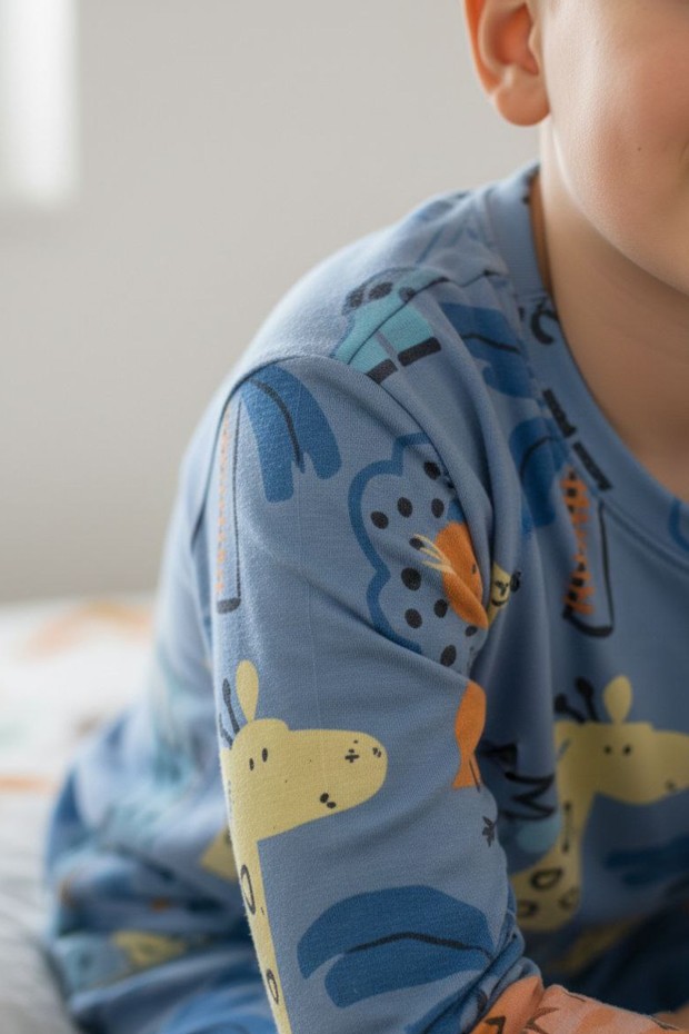 Erkek Çocuk %100 Pamuktan Üretilmiş Eğlenceli Hayvan Desenli Pijama Takımı