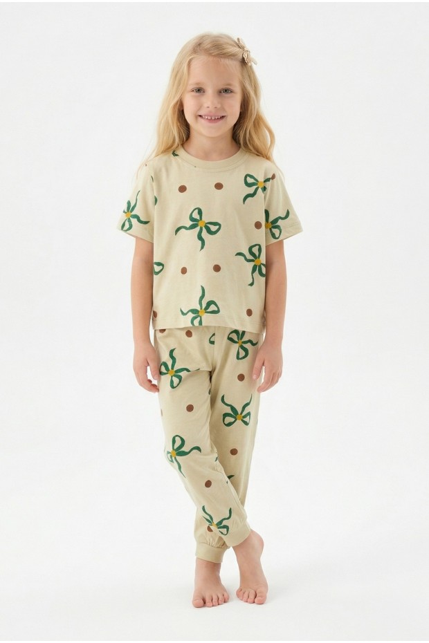 Kız Çocuk Fiyonk ve Puantiye Desenli %100 Pamuk Reaktif Boyalı Süprem Kumaş Kısa Kollu Pijama Takımı
