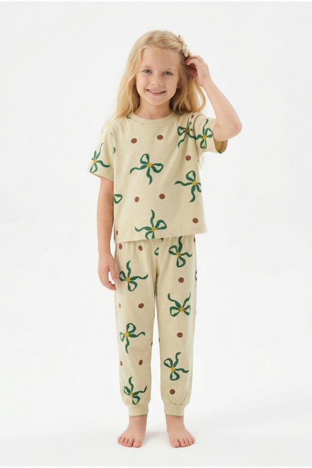 Kız Çocuk Fiyonk ve Puantiye Desenli %100 Pamuk Reaktif Boyalı Süprem Kumaş Kısa Kollu Pijama Takımı