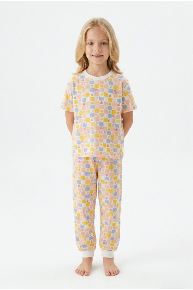 Kız Çocuk ÇiçekliDesenli Kareli %100 Pamuk Reaktif Boyalı Süprem Kumaş Kısa Kollu Pijama Takımı
