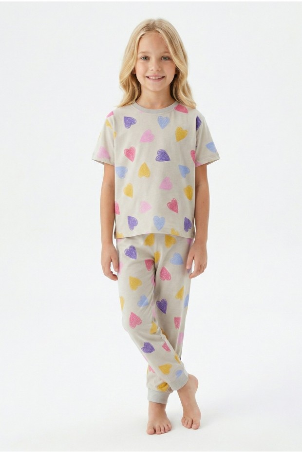 Kız Çocuk Renkli Kalp Desenli %100 Pamuk Penye Süprem Kumaş Kısa Kollu Pijama Takımı
