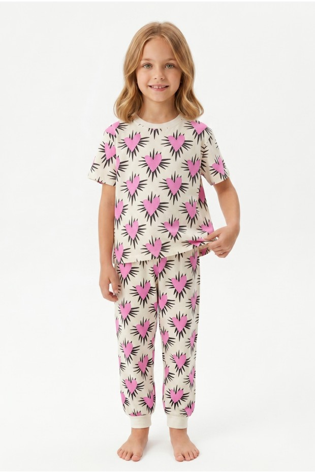 Kız Çocuk Kalp Desenli %100 Pamuk Süprem Penye Kumaş Kısa Kollu Pijama Takımı