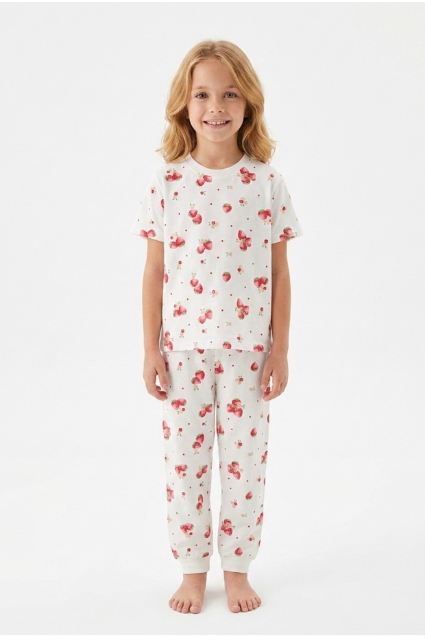 Kız Çocuk Çilek Desenli %100 Pamuk Süprem Kumaş Kısa Kollu Pijama Takımı