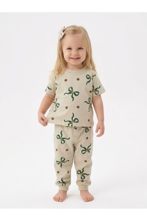 Kız Bebek Fiyonk ve Puantiye Desenli %100 Pamuk Reaktif Boyalı Süprem Kumaş Kısa Kollu Pijama Takımı