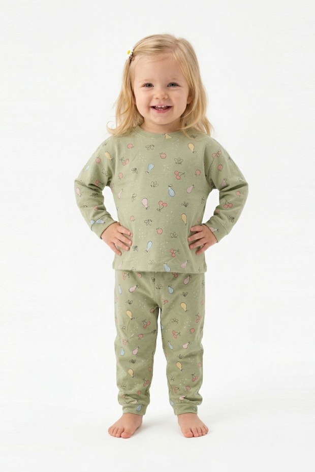 Kız Bebek Kiraz ve Meyve Desenli %100 Pamuk Reaktif Boyama İnterlok Kumaş Uzun Kollu Pijama Takımı 