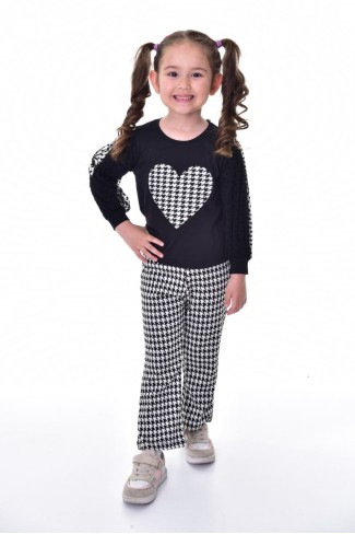 Kız Çocuk Süprem Jogger Kumaş Kalp Desenli Tül Detaylı Tişört Ve İspanyol Paça Pantolon Takımı 