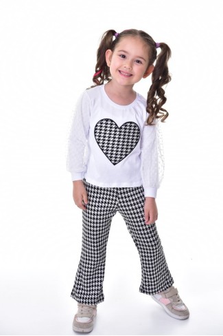 Kız Çocuk Süprem Jogger Kumaş Kalp Desenli Tül Detaylı Tişört Ve İspanyol Paça Pantolon Takımı