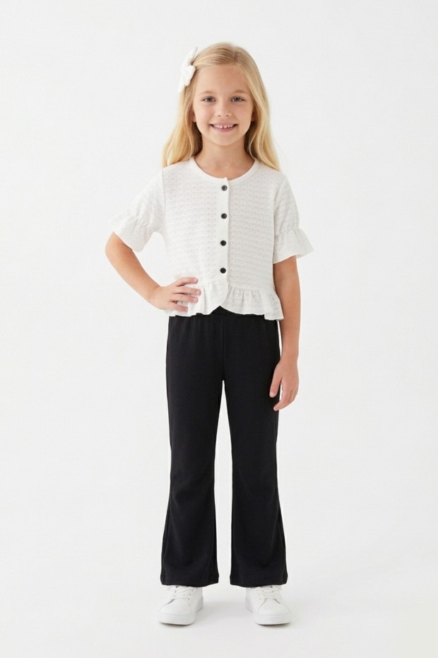 Kız Çocuk Delikli Düğmeli Kısa Kollu Bluz Ve İspanyol Paça Pantolon Takım