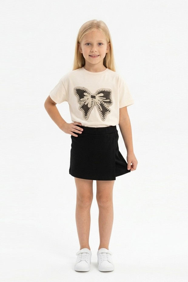 Kız Çocuk Dantel Nakışlı Fiyonk Detaylı Kısa Kollu Bisiklet Yaka Tişört Ve Lastikli Şort Etek Yazlık Takım 