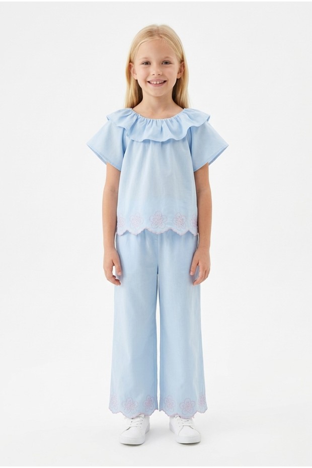 Kız Çocuk  Fisto İşlemeli Volanlı Bluz ve Geniş Paça Pantolonlu Vual Kumaş Takım