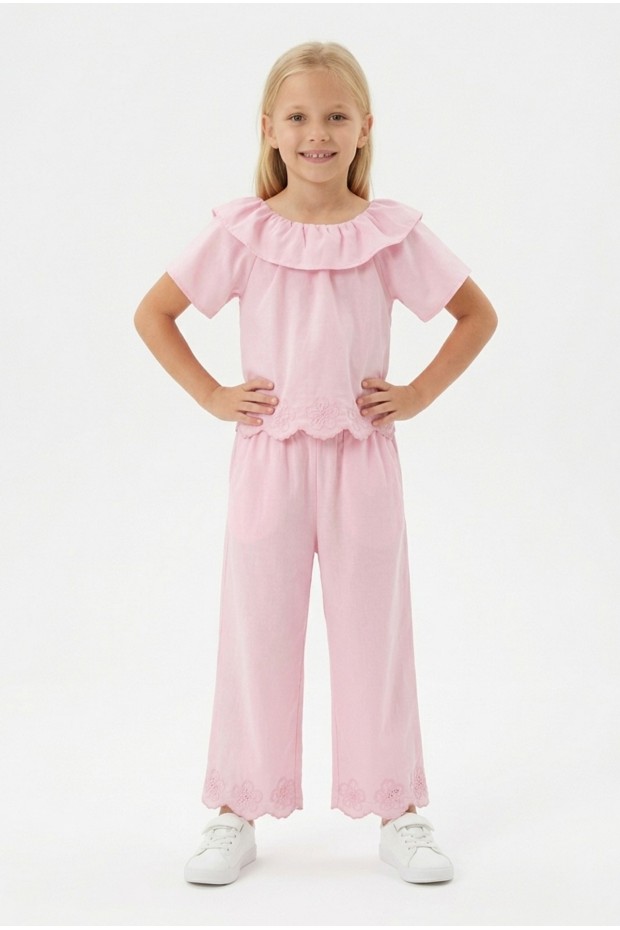Kız Çocuk  Fisto İşlemeli Volanlı Bluz ve Geniş Paça Pantolonlu Vual Kumaş Takım
