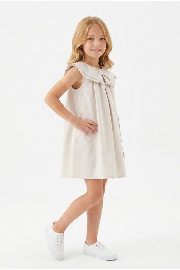 Kız Çocuk %100 Pamuk Poplin Kumaş Ön Fiyonklu Yaka Fırfırlı Astarlı Arkası Düğmeli Sıfır Kol Elbise
