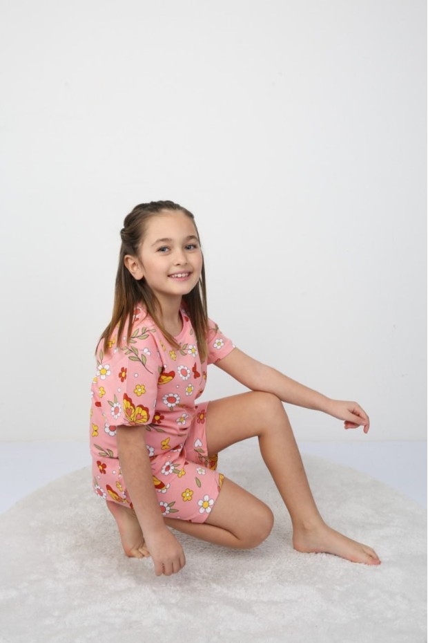 Kız Çocuk Kelebek Ve Çiçek Desenli %100 Pamuk Reaktif Boyama Kısa Kollu Şortlu Pijama Takımı