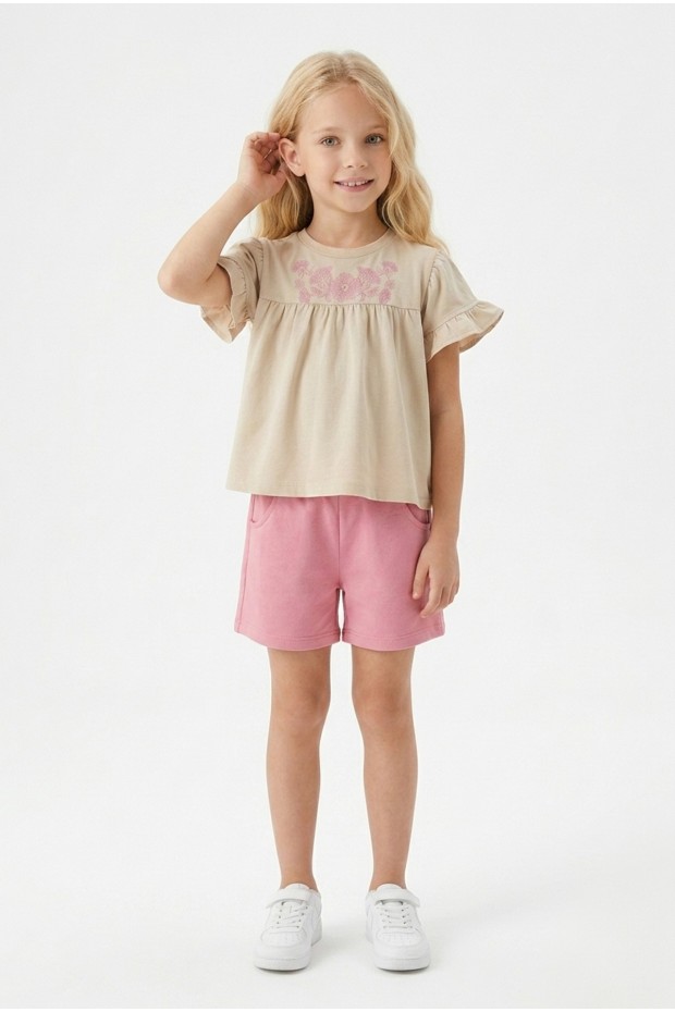 Kız Çocuk Çiçek Baskılı Omuz Fırfırlı 100% Pamuk Süprem Kumaş Tişört İki İplik Bel Büzgülü Şortlu Takım