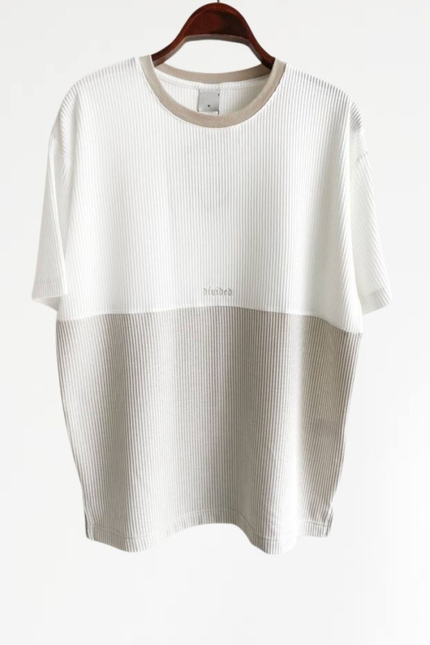 İnce Çizgili  Sıfır Yaka Oversize Vizon Tişört