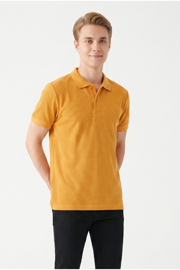 Erkek Kendinden Desenli Polo Yaka Kısa Kollu Slim Fit Dokulu Örme Tişört