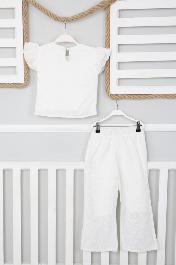 Kolları Fırfırlı Delikli Güpürlü Takım